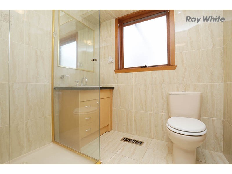 37 Angourie Crescent, Taylors Lakes VIC 3038