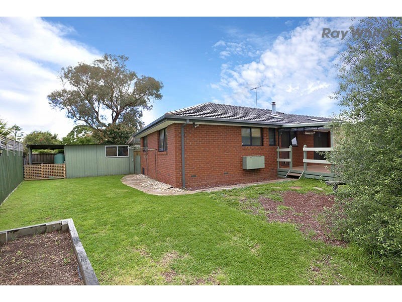 37 Angourie Crescent, Taylors Lakes VIC 3038