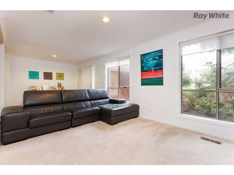 55 Burrowye Crescent, Keilor VIC 3036