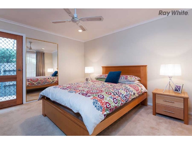 55 Burrowye Crescent, Keilor VIC 3036