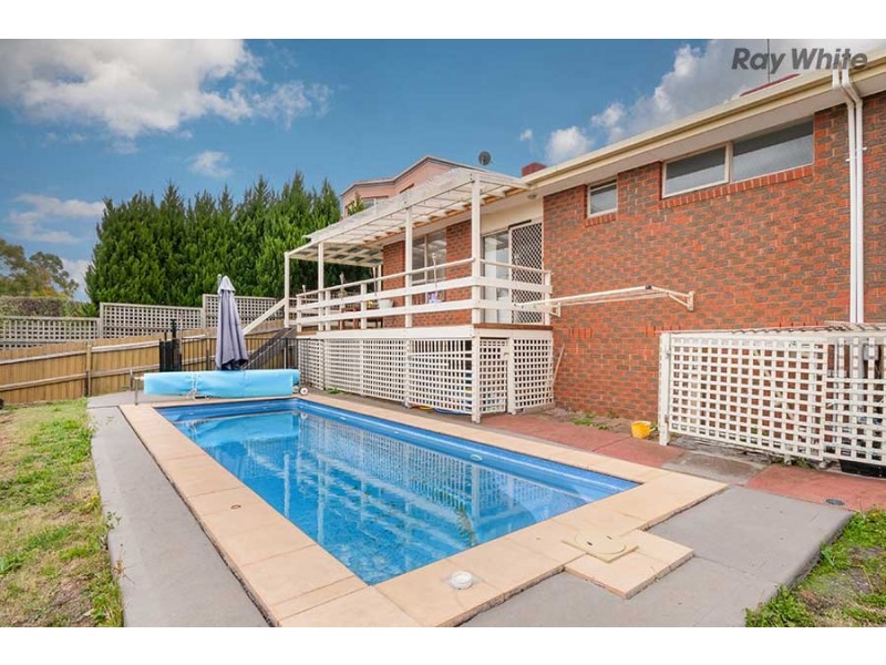 55 Burrowye Crescent, Keilor VIC 3036