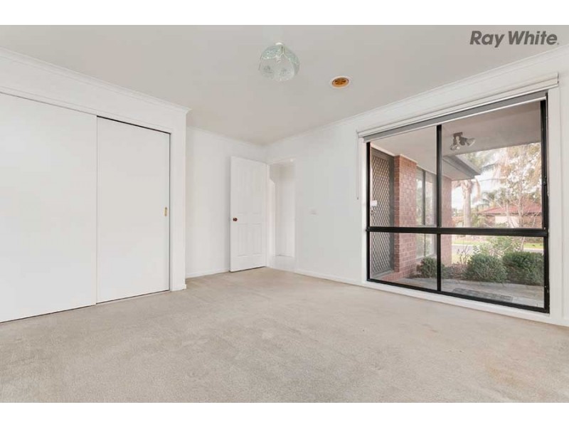 1/62 Dundee Way, Sydenham VIC 3037
