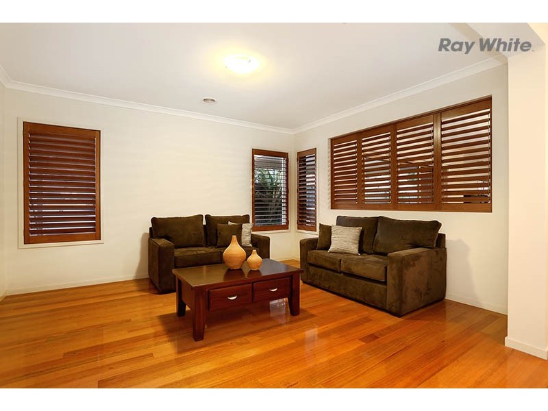 48 Beddingham drive, Hillside VIC 3037