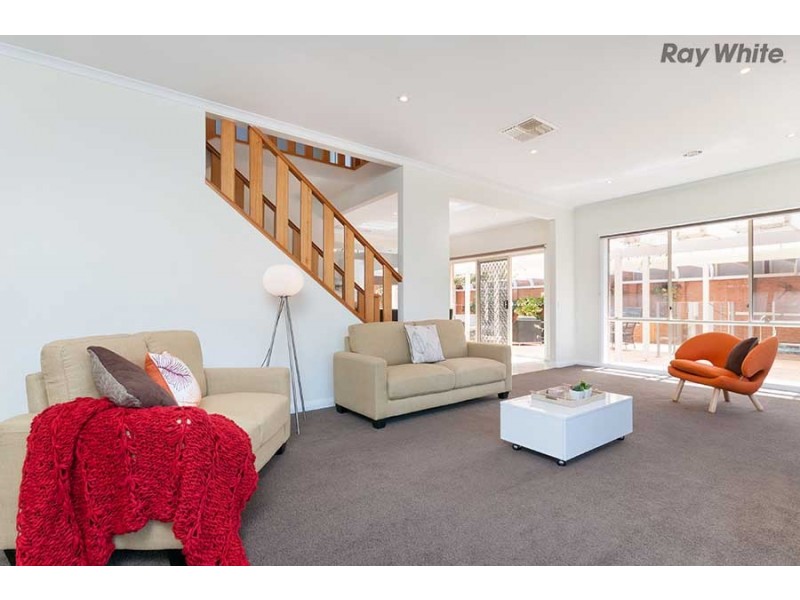 12 Camelot Place, Hillside VIC 3037