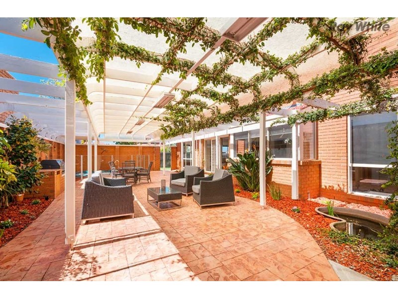 12 Camelot Place, Hillside VIC 3037