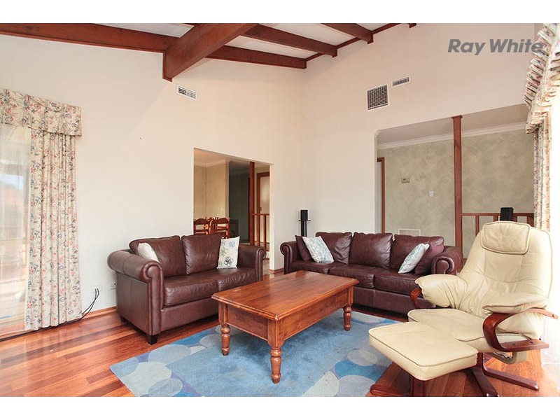 9 Dalray Court, Keilor Downs VIC 3038