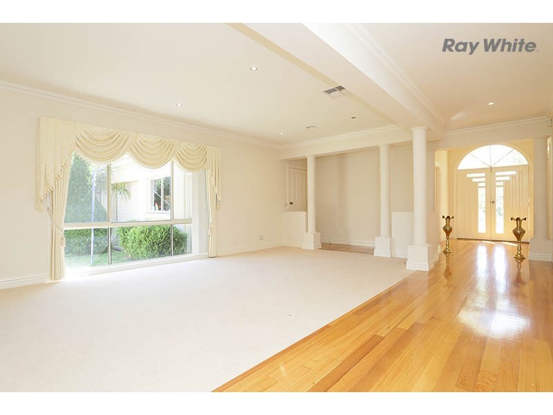 6 Beechwood Grove, Burnside Heights VIC 3023