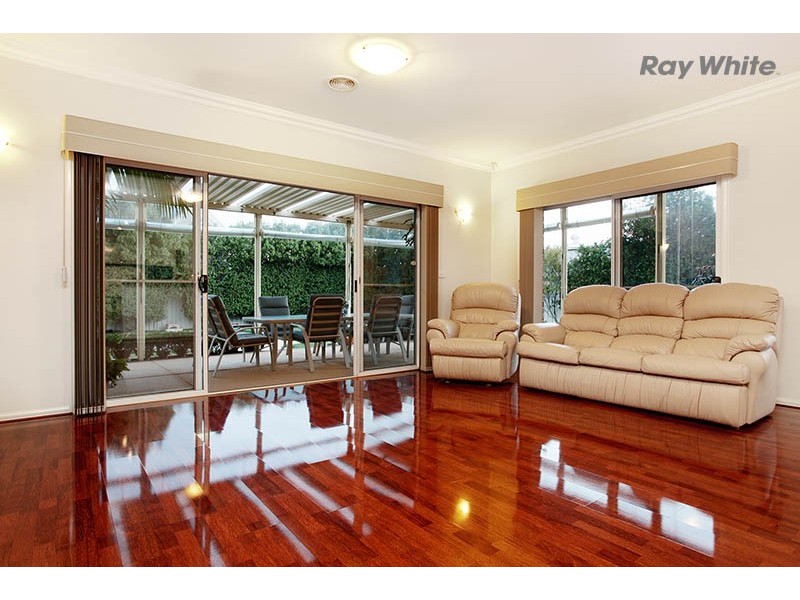 3 Wales Court, Hillside VIC 3037