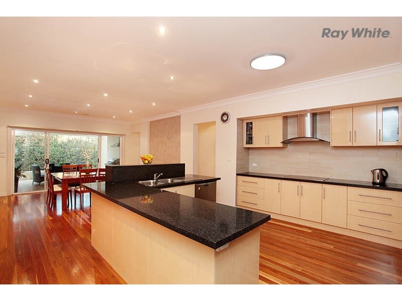 3 Lucetta Way, Sydenham VIC 3037