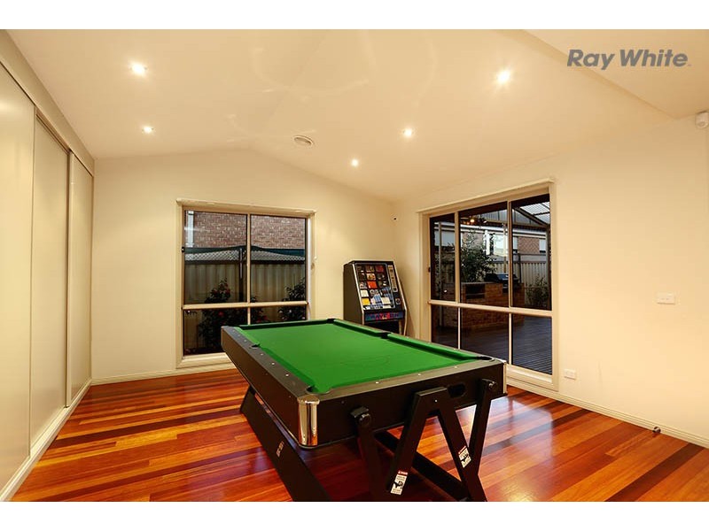 5 Glenview Court, Hillside VIC 3037