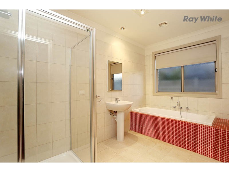 5 Glenview Court, Hillside VIC 3037