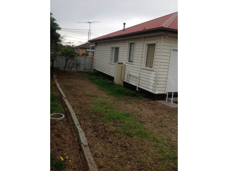 15 Beaver Street, St Albans VIC 3021