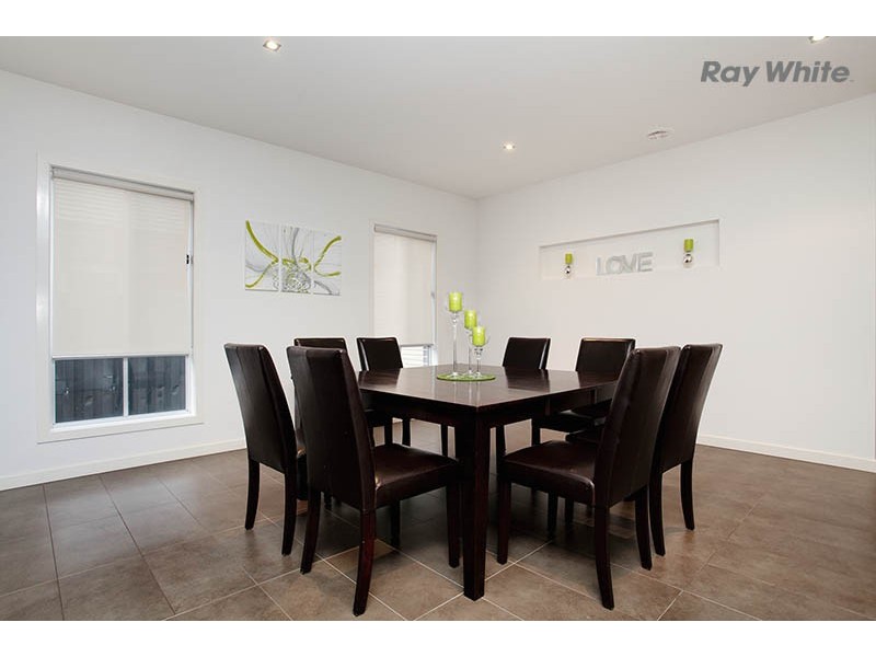 5 Kinetic Avenue, Hillside VIC 3037