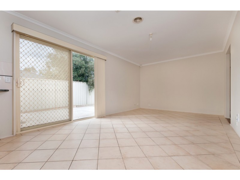 11 Caddick Gardens, Caroline Springs VIC 3023