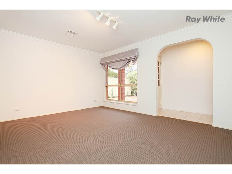 2a Caprice Court, Keilor Downs VIC 3038