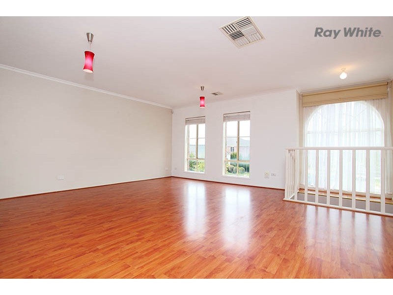 23 Pacific Place, Taylors Lakes VIC 3038