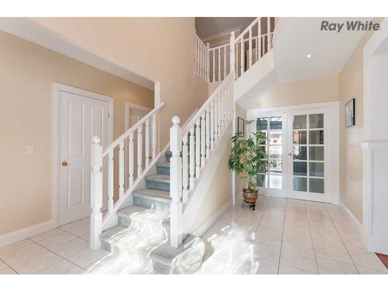 30 Tormorvey Avenue, Hillside VIC 3037