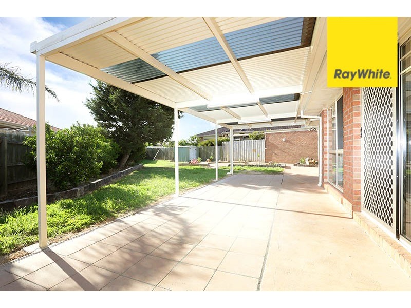 12 Jonathon Court, Taylors Lakes VIC 3038