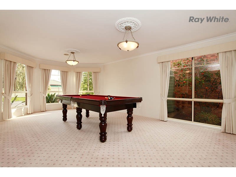 52 Lady Rose Crescent, Sydenham VIC 3037