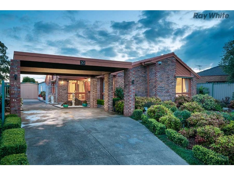 30 Cocoparra Crescent, Taylors Lakes VIC 3038