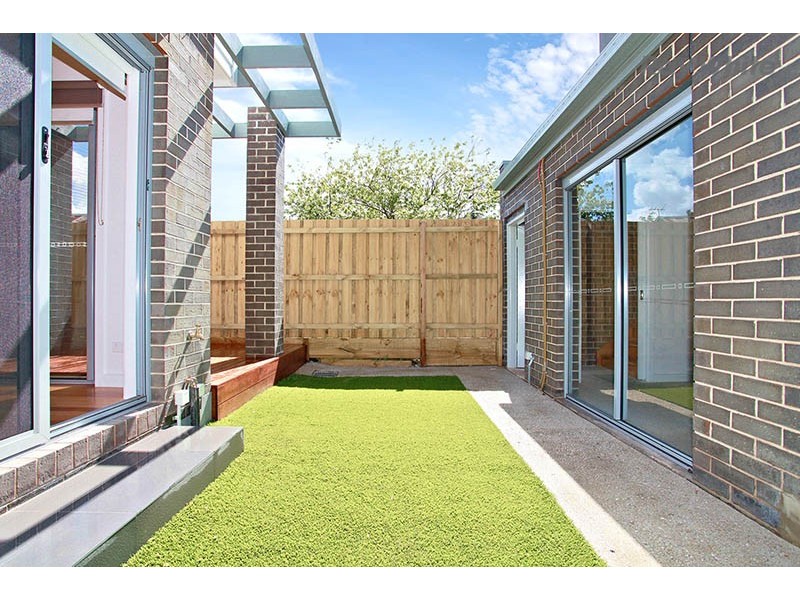 3/41 Cowper Street, Footscray VIC 3011