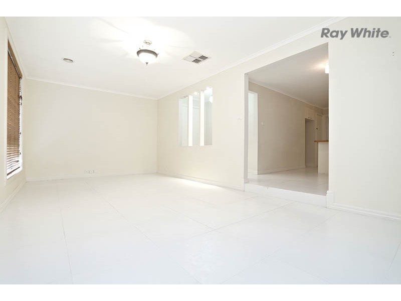 6 Rainbird Court, Keilor Downs VIC 3038