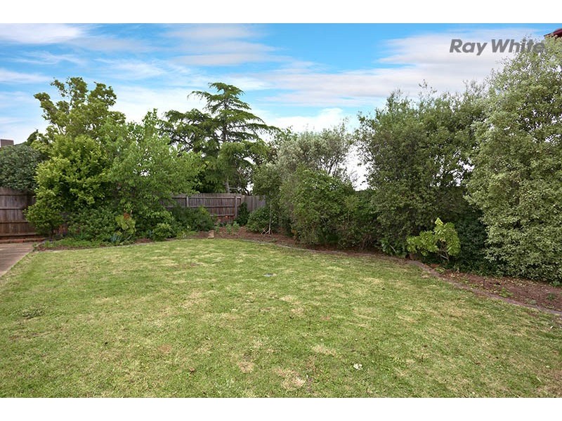 6 Rainbird Court, Keilor Downs VIC 3038