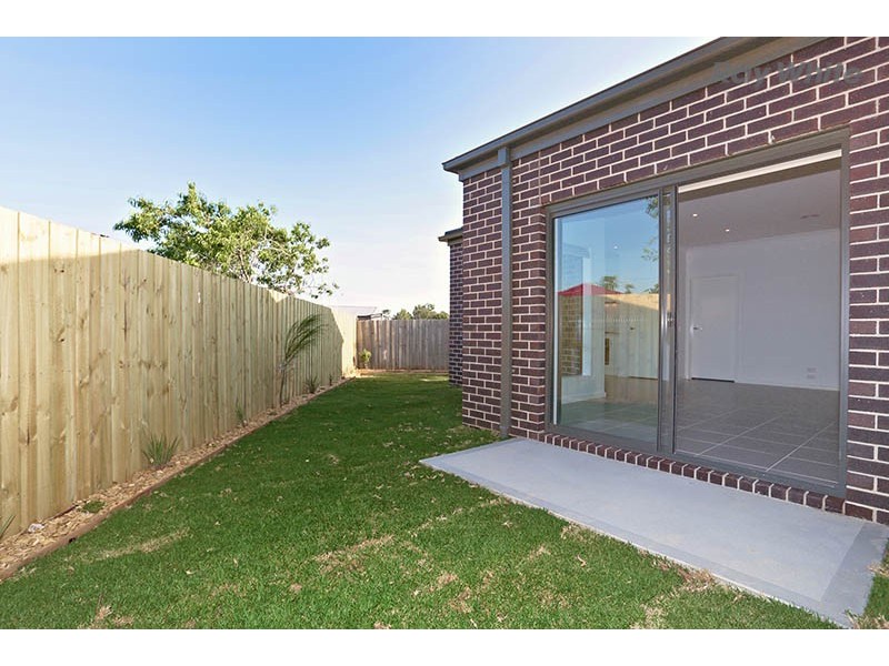 3/5 Heysham Place, Keilor Downs VIC 3038