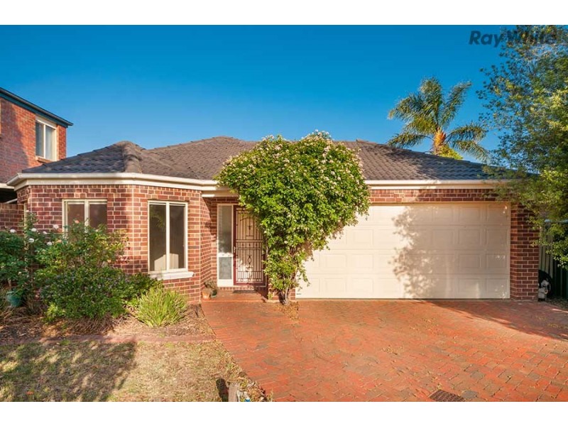 15 Goulburn Circuit, Caroline Springs VIC 3023