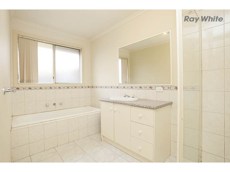 17 Ahmet Place, Hillside VIC 3037