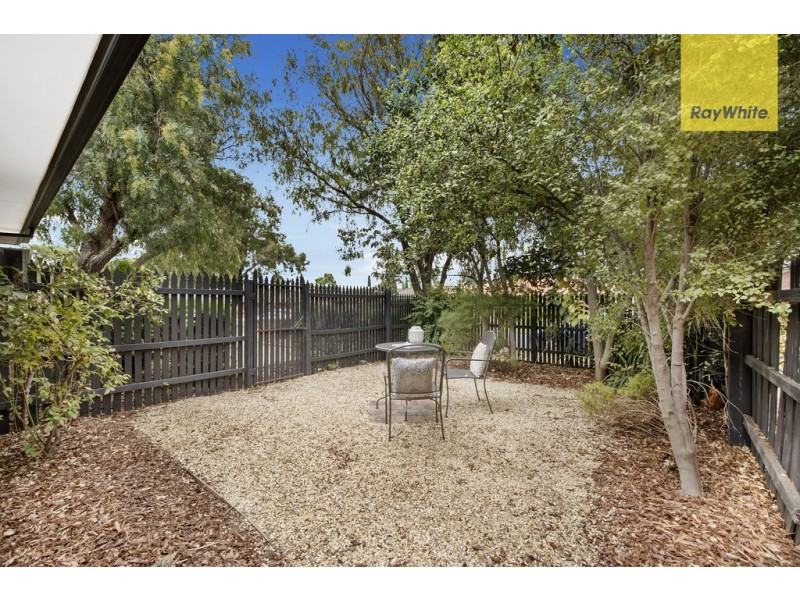 1/11 Kontek Way, Sydenham VIC 3037