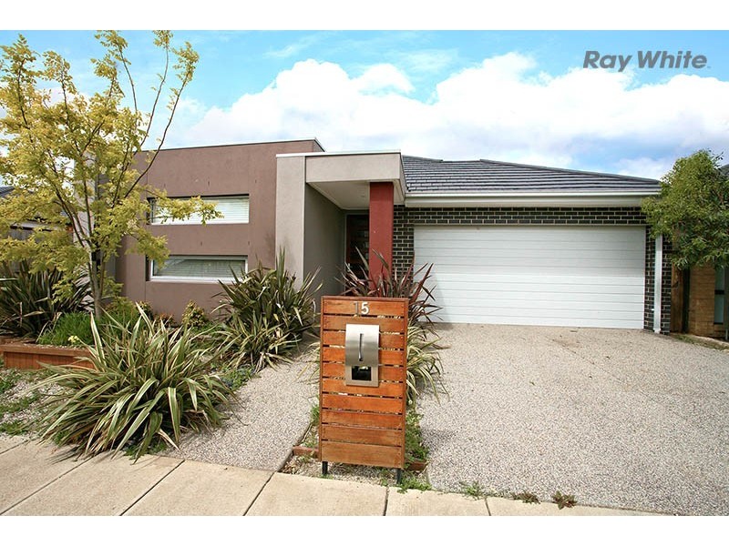 15 Whitelight Avenue, Epping VIC 3076