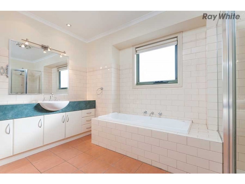 5/45 Wentworth Drive, Taylors Lakes VIC 3038