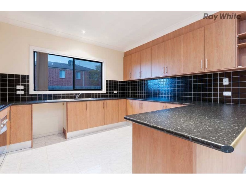 41 Jindabyne Avenue, Taylors Hill VIC 3037