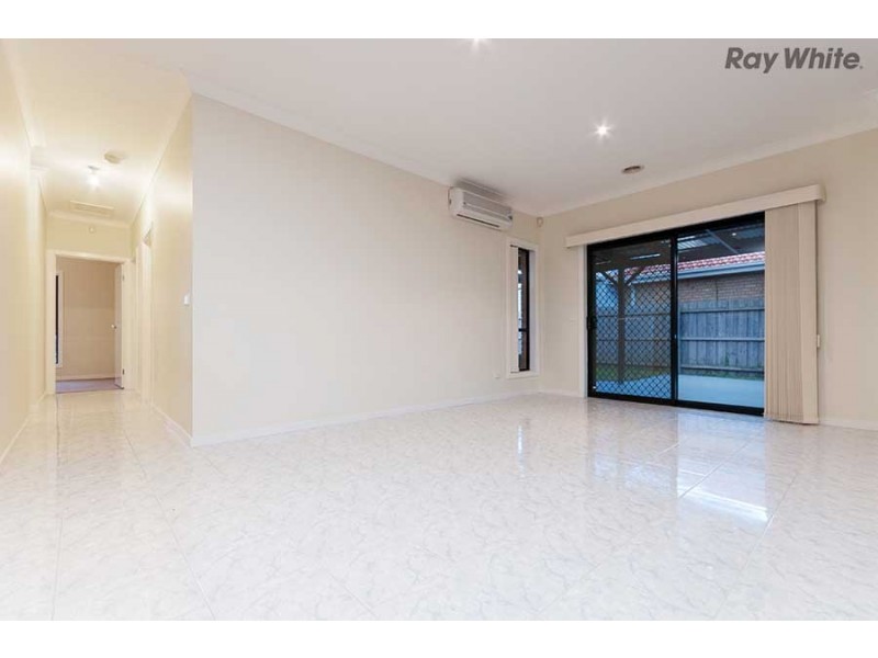 41 Jindabyne Avenue, Taylors Hill VIC 3037