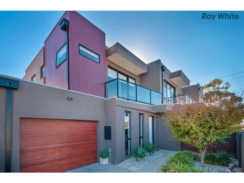 2/2a Lindenow Street, Maidstone VIC 3012