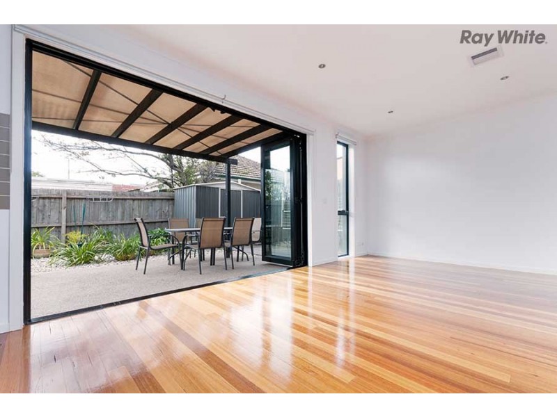 2/2a Lindenow Street, Maidstone VIC 3012