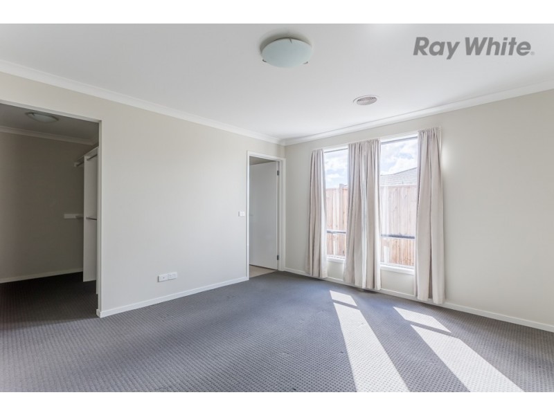 22 Carissa Road, Brookfield VIC 3338