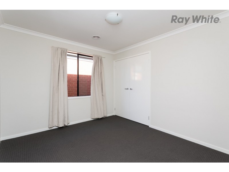 22 Carissa Road, Brookfield VIC 3338