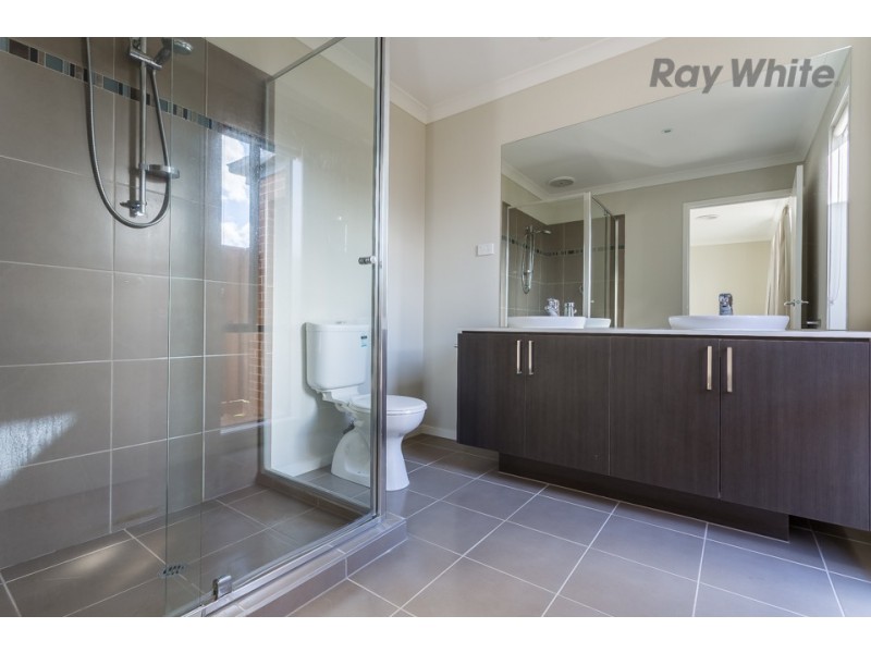 22 Carissa Road, Brookfield VIC 3338