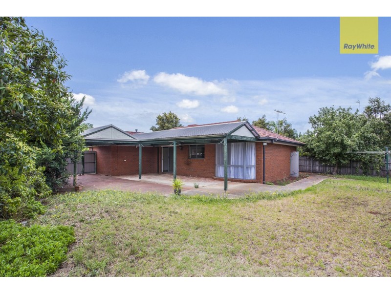 5 Michael Court, Hillside VIC 3037