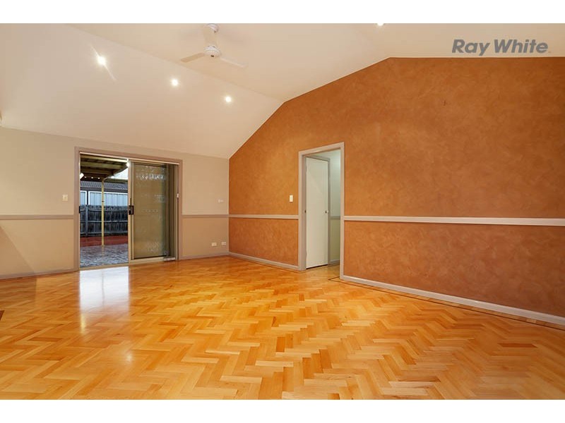 22 Bellbird Avenue, Taylors Lakes VIC 3038