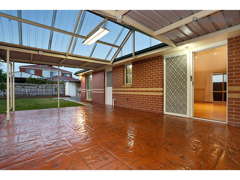 22 Bellbird Avenue, Taylors Lakes VIC 3038