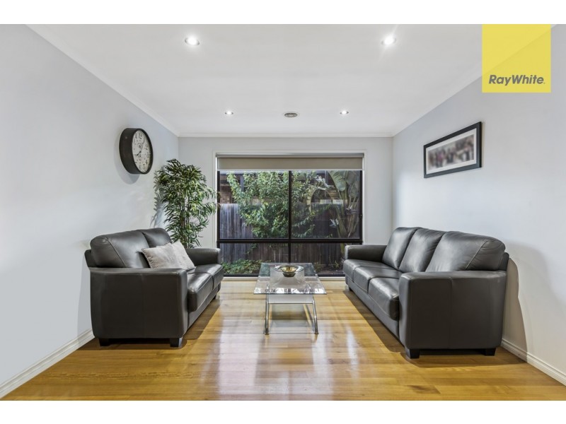 12 Marrowie Place, Taylors Hill VIC 3037