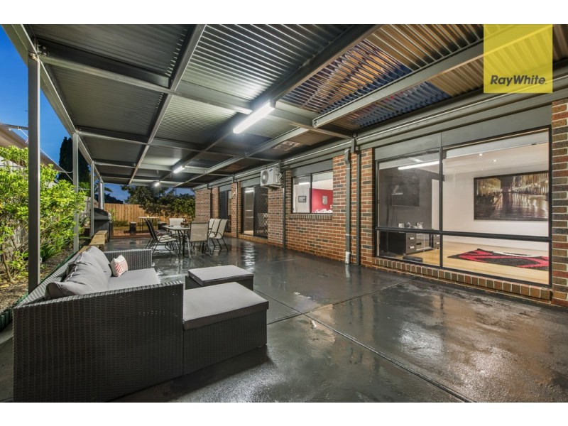 12 Marrowie Place, Taylors Hill VIC 3037