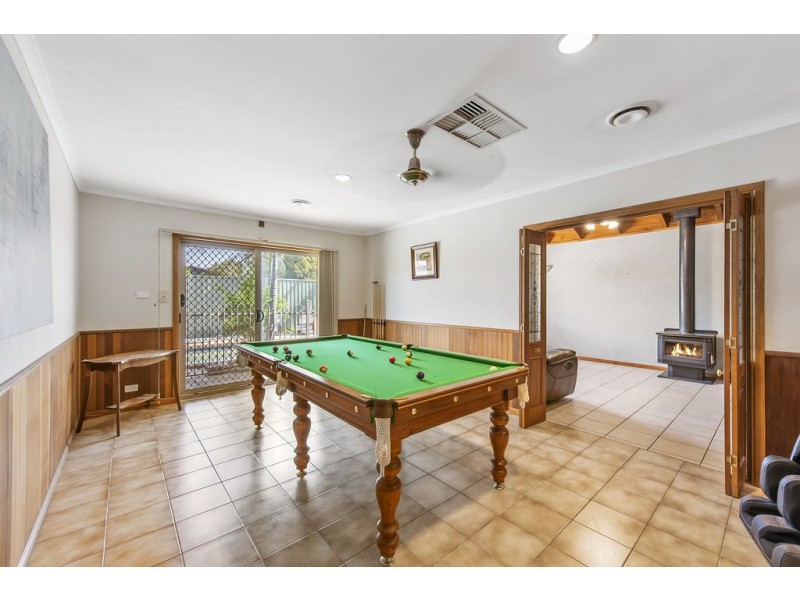 67 Parmelia Drive, Taylors Lakes VIC 3038