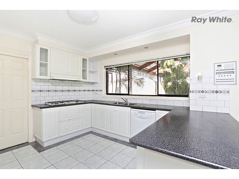 1 Thorogood Court, Taylors Lakes VIC 3038