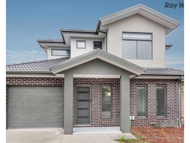 2/5 Heysham Place, Keilor Downs VIC 3038
