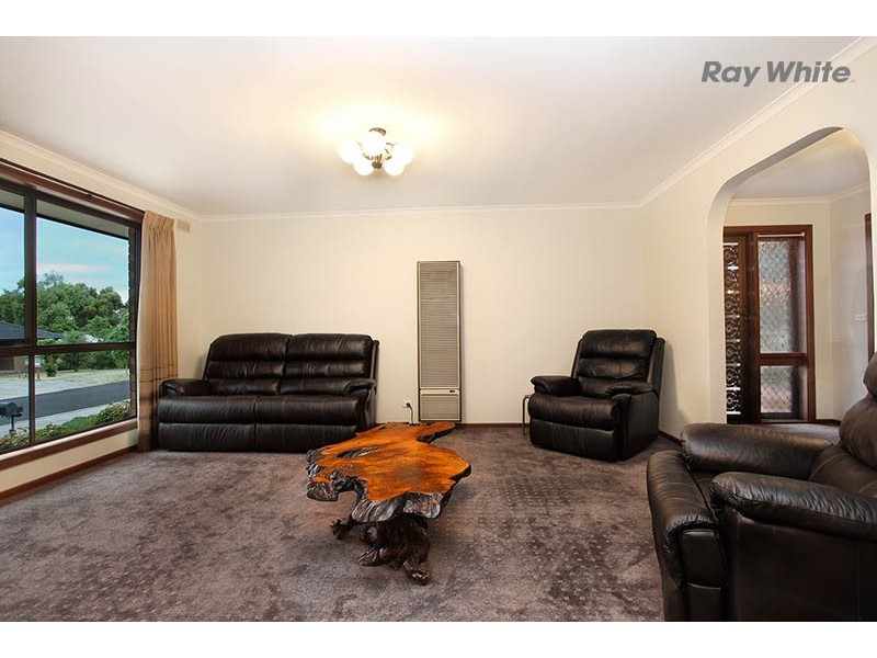 10 Dakar Court, Keilor Downs VIC 3038