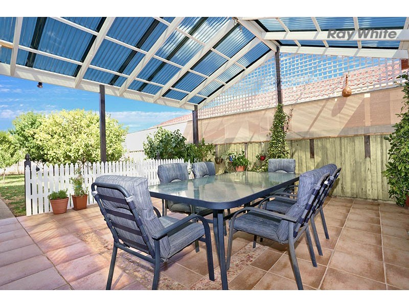 40 Saratoga Crescent, Keilor Downs VIC 3038